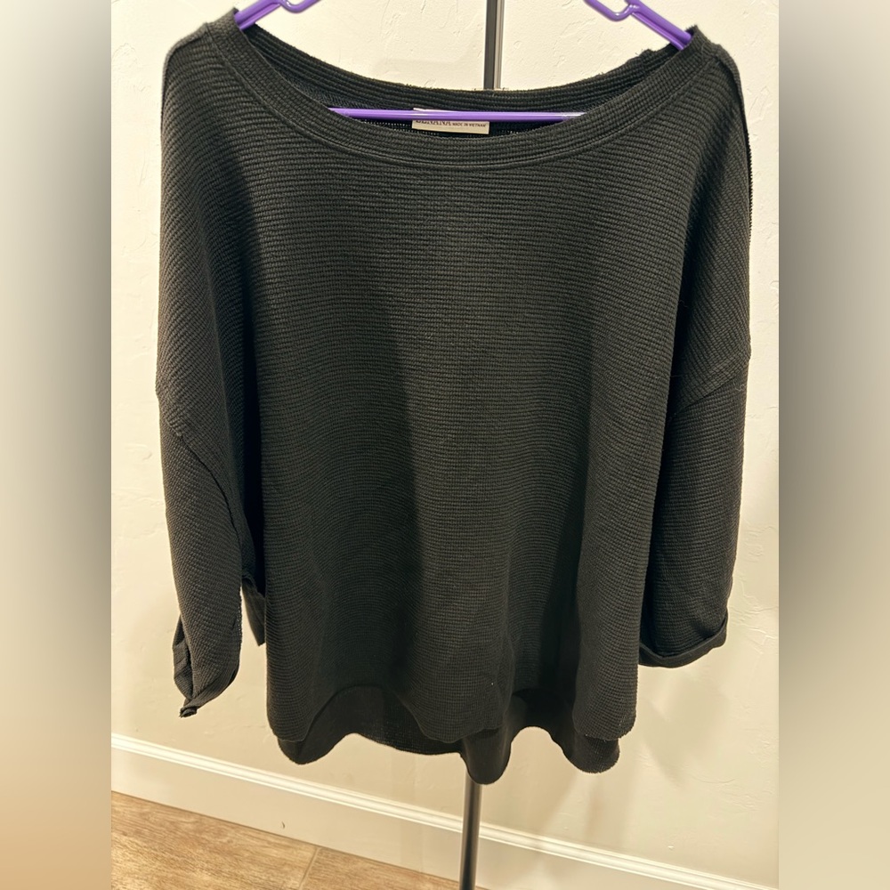 Zenana Black Double Knit Exposed Seam Curved Hem Top 2X NWOT